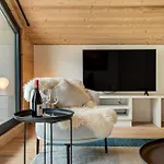 Castorettes, Alpes Agency, Chamonix, Sleeps 6 To 7