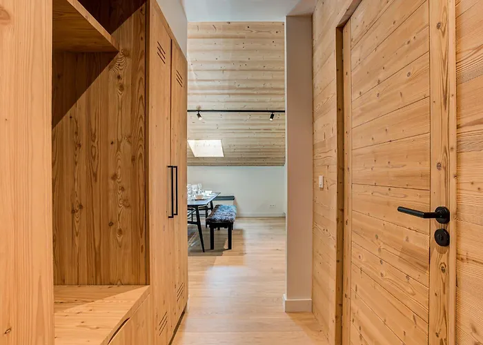 Apartment Castorettes, Alpes Trave, Sleeps 6 To 7 *